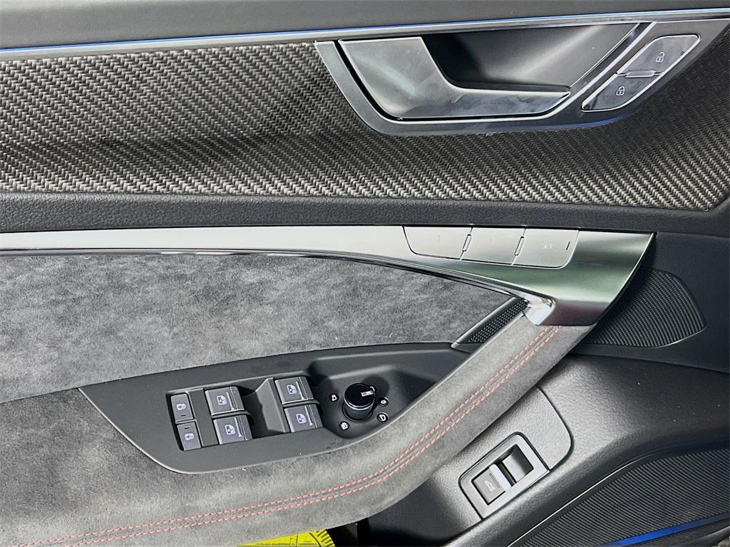 new 2026 Audi RS 6 Avant car, priced at $152,365