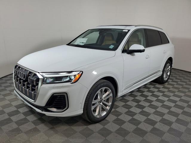 new 2025 Audi Q7 car, priced at $70,010