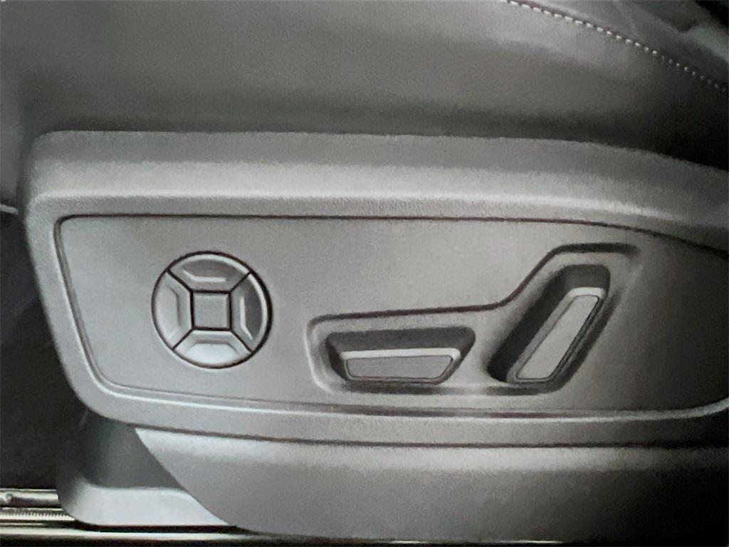 new 2025 Audi Q5 car, priced at $56,396