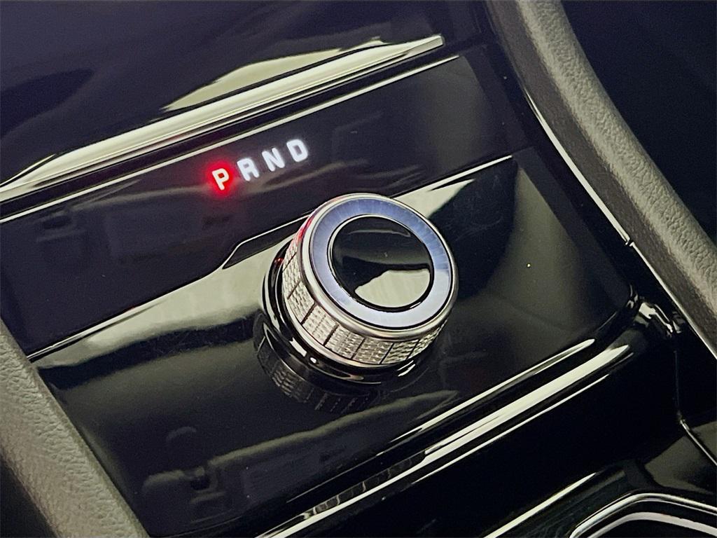 used 2022 Jeep Grand Cherokee car, priced at $27,549