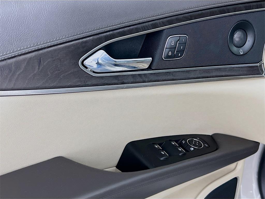 used 2020 Lincoln Nautilus car, priced at $23,949