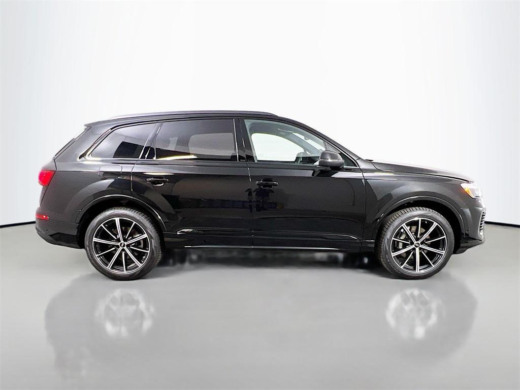 new 2026 Audi Q7 car, priced at $69,630
