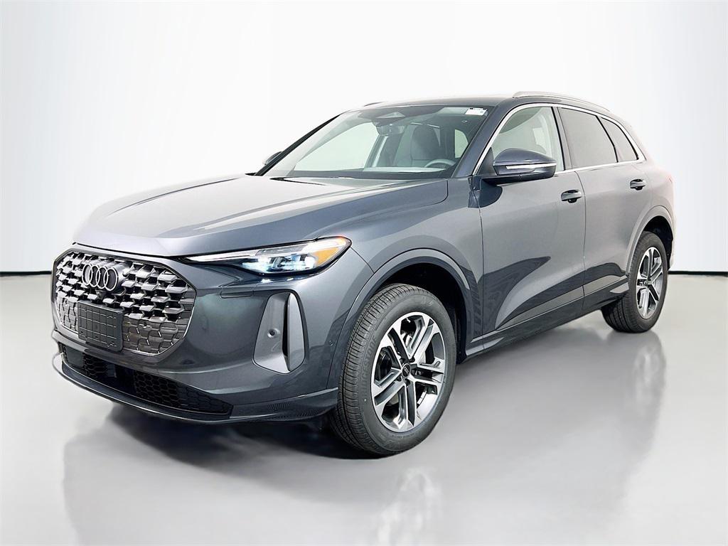 new 2025 Audi Q5 car, priced at $56,265