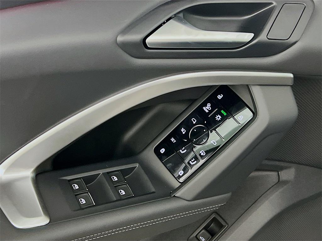 new 2025 Audi Q5 car, priced at $56,265