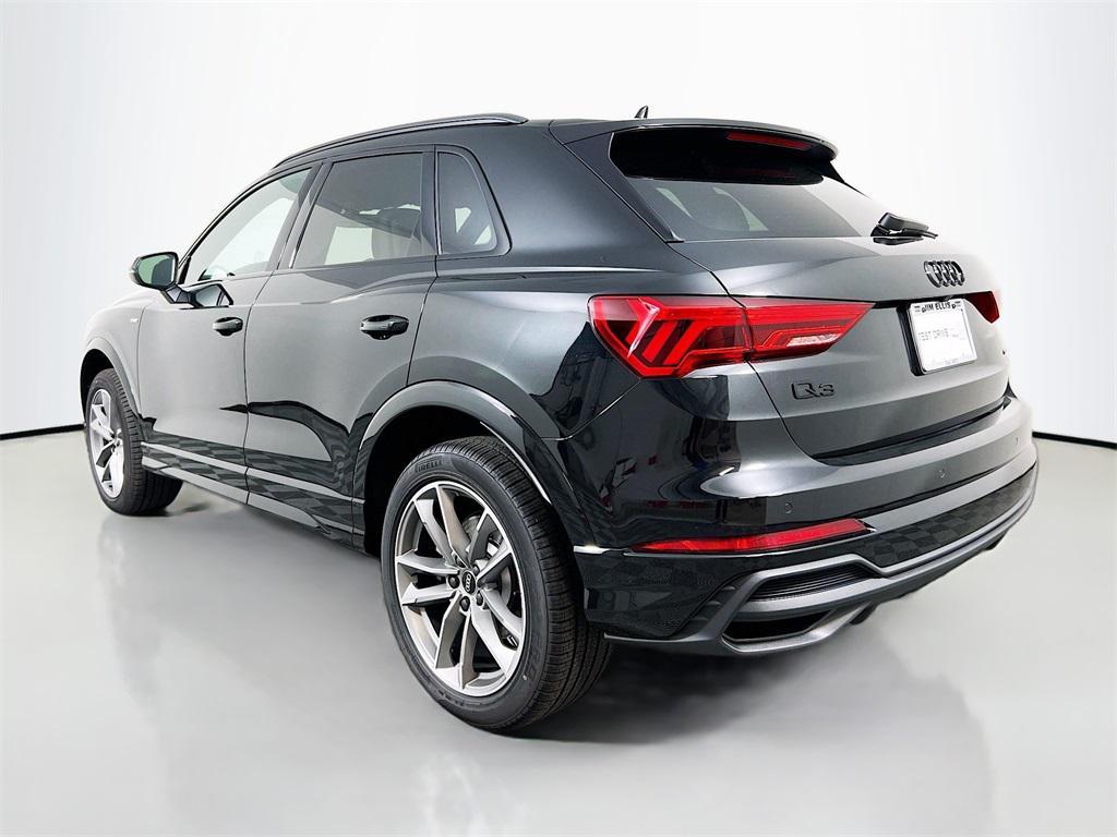 new 2025 Audi Q3 car, priced at $42,421