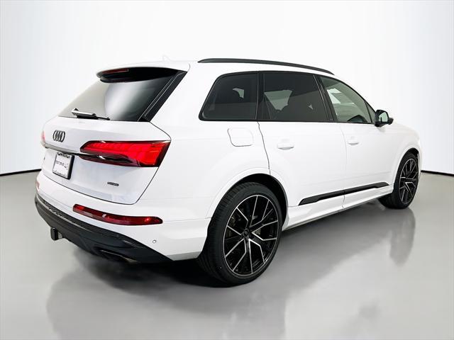new 2025 Audi Q7 car, priced at $74,213