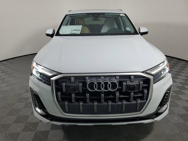 new 2025 Audi Q7 car, priced at $64,453