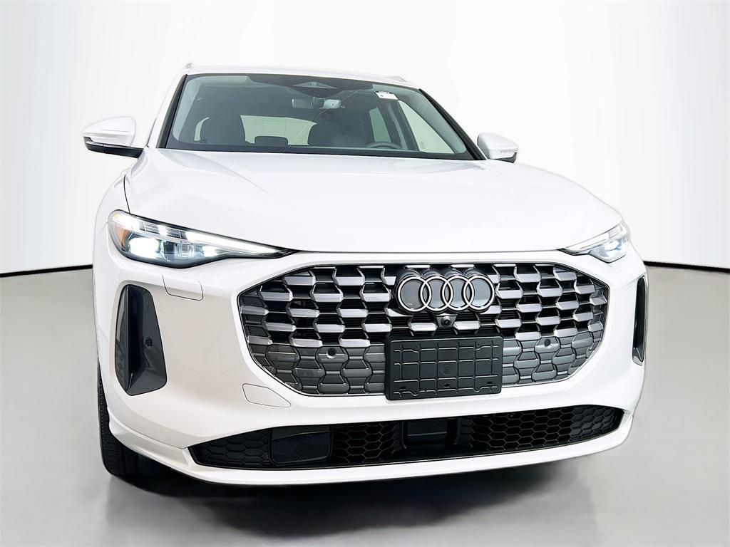 new 2025 Audi Q5 car, priced at $59,110