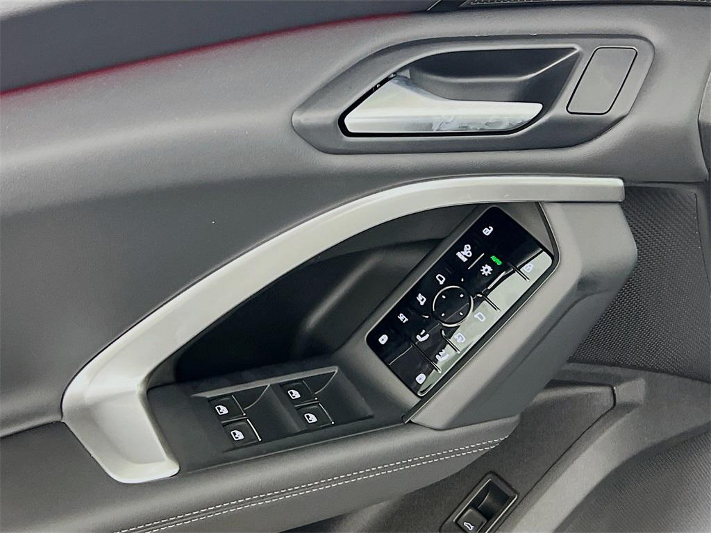 new 2025 Audi Q5 car, priced at $59,110