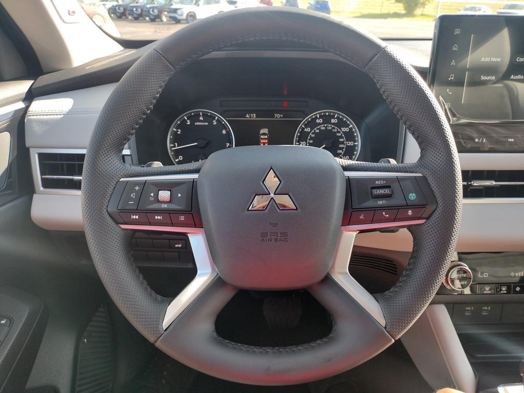 new 2025 Mitsubishi Outlander car, priced at $35,500