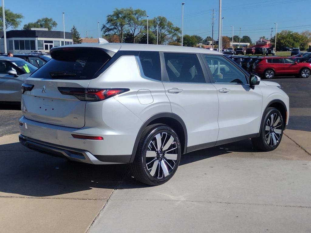new 2025 Mitsubishi Outlander car, priced at $35,500