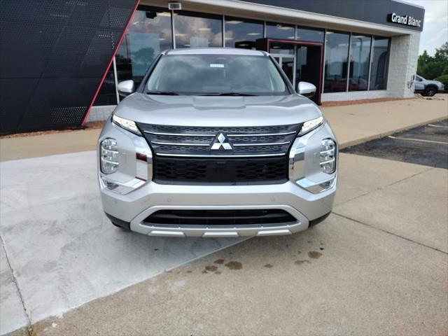 new 2024 Mitsubishi Outlander car, priced at $33,000