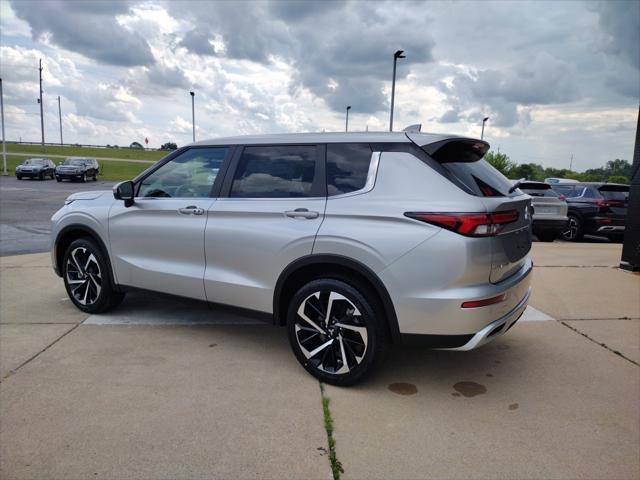 new 2024 Mitsubishi Outlander car, priced at $33,000