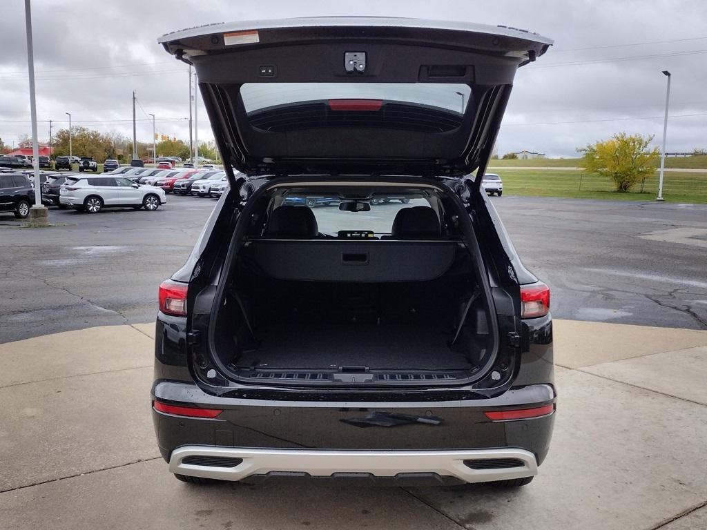 new 2025 Mitsubishi Outlander PHEV car, priced at $46,000