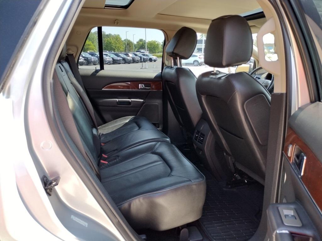 used 2013 Lincoln MKX car, priced at $7,500