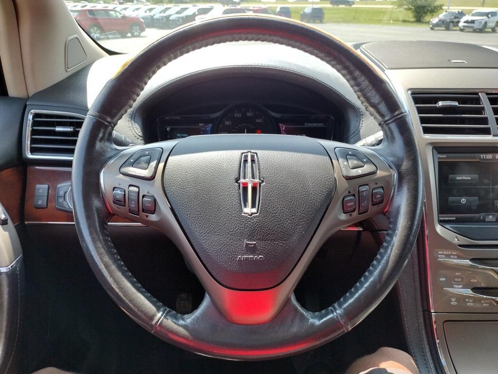 used 2013 Lincoln MKX car, priced at $7,500
