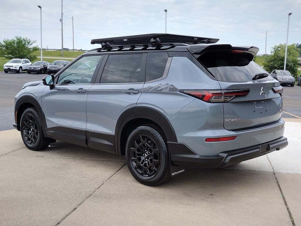 new 2025 Mitsubishi Outlander car, priced at $41,500