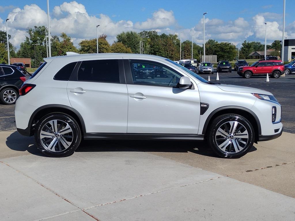 new 2025 Mitsubishi Outlander Sport car, priced at $27,000