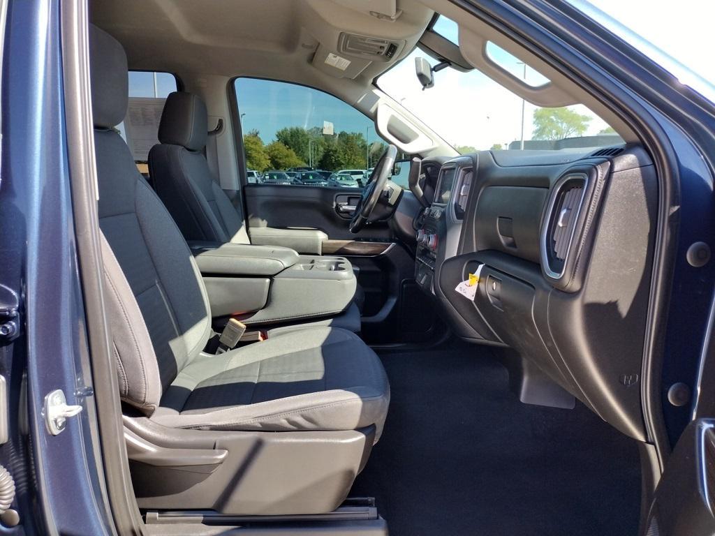 used 2022 Chevrolet Silverado 1500 car, priced at $31,000