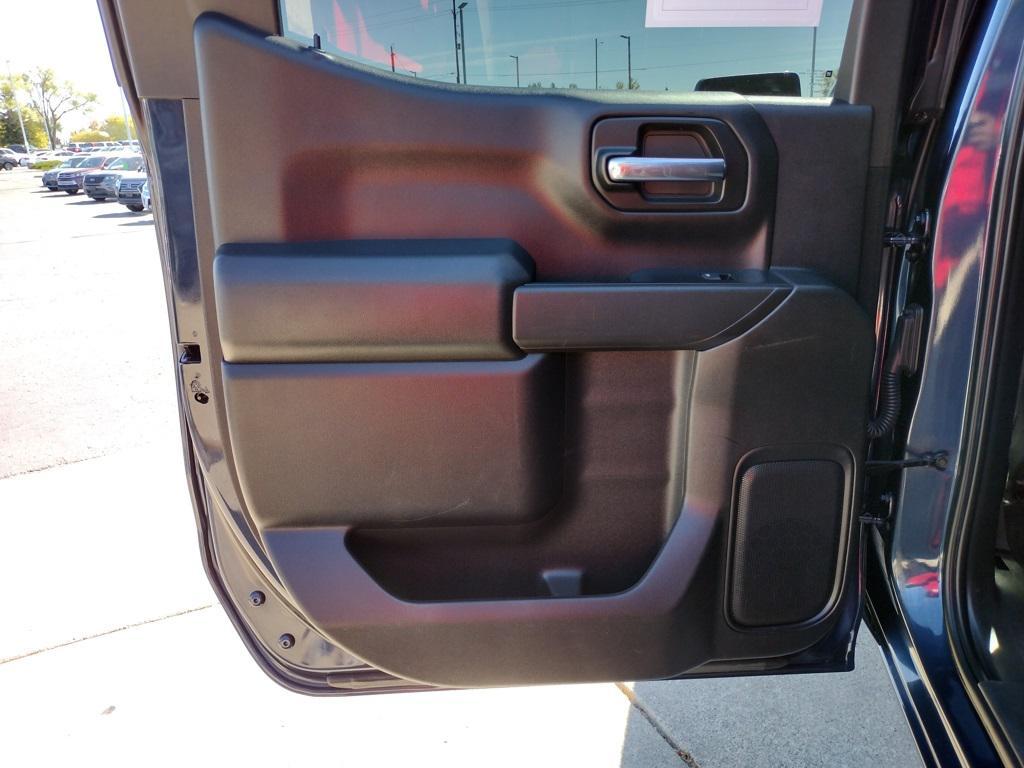 used 2022 Chevrolet Silverado 1500 car, priced at $31,000