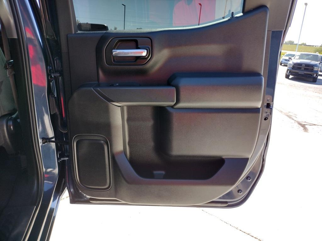 used 2022 Chevrolet Silverado 1500 car, priced at $31,000
