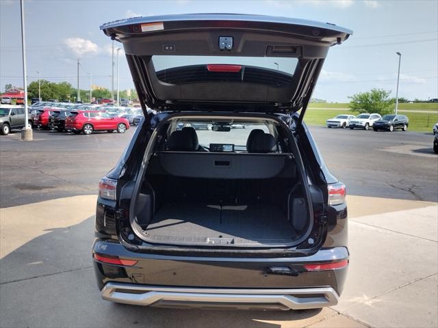 new 2025 Mitsubishi Outlander car, priced at $36,000