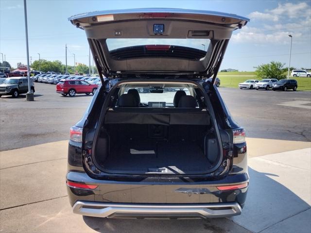new 2025 Mitsubishi Outlander car, priced at $35,500