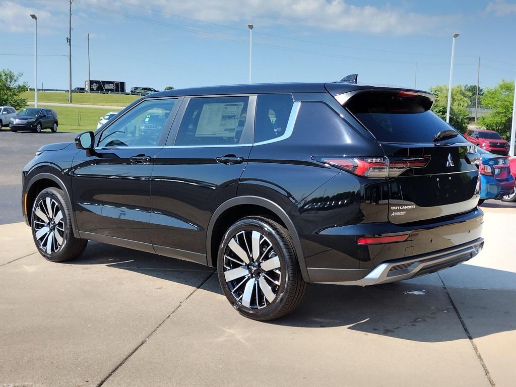 new 2025 Mitsubishi Outlander car, priced at $35,000