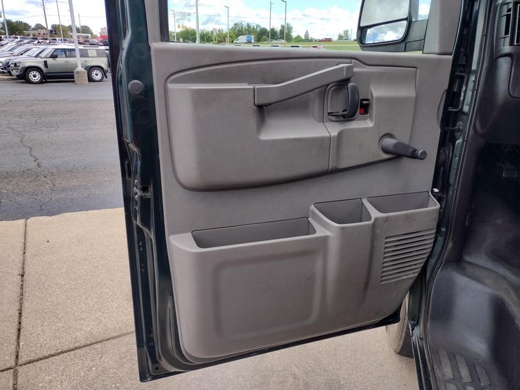 used 2016 Chevrolet Express 2500 car, priced at $11,500