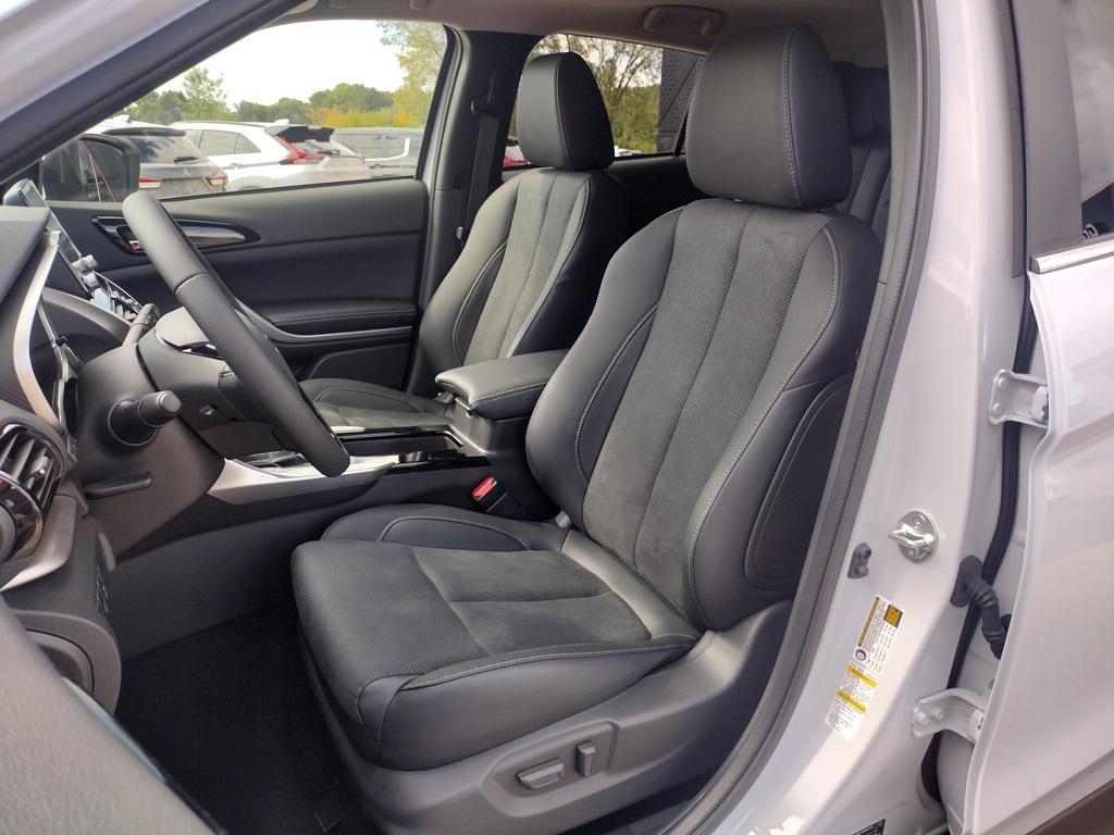 new 2026 Mitsubishi Eclipse Cross car, priced at $32,000