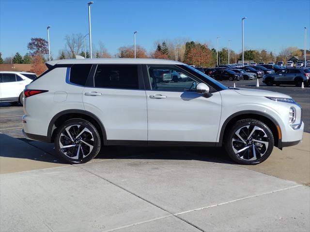 new 2024 Mitsubishi Outlander car, priced at $33,500