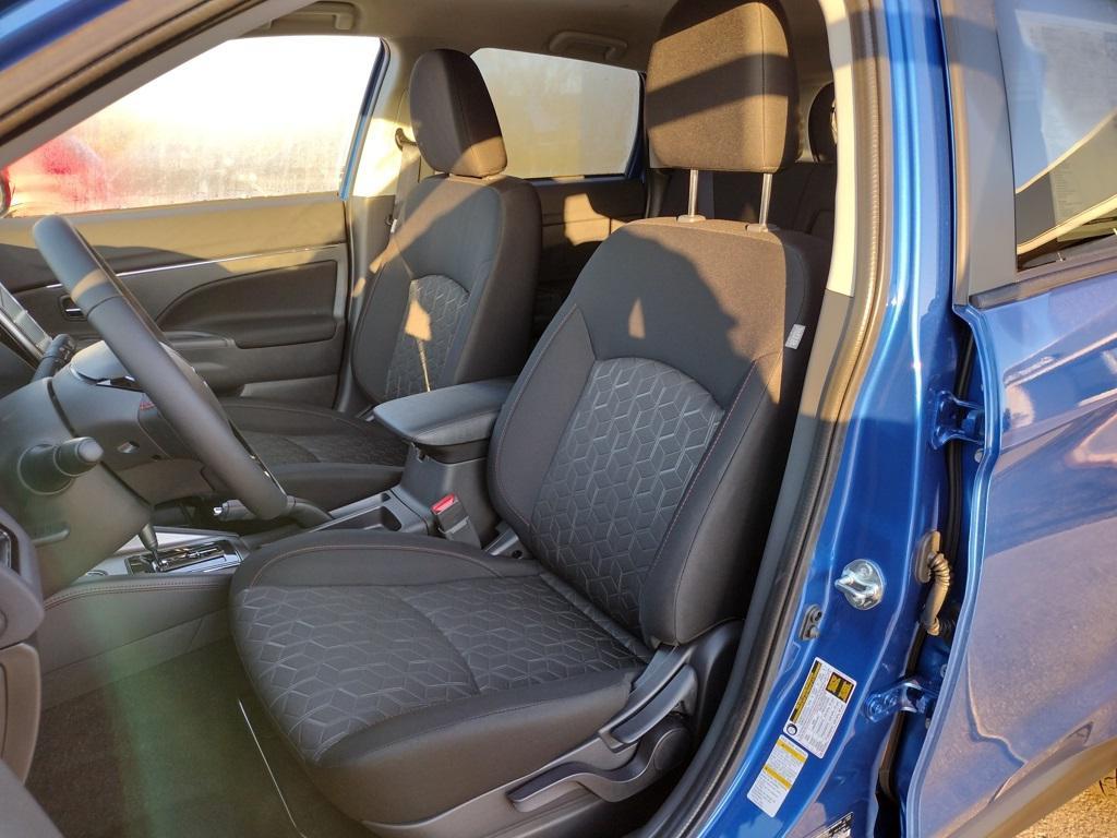 new 2025 Mitsubishi Outlander Sport car, priced at $28,000