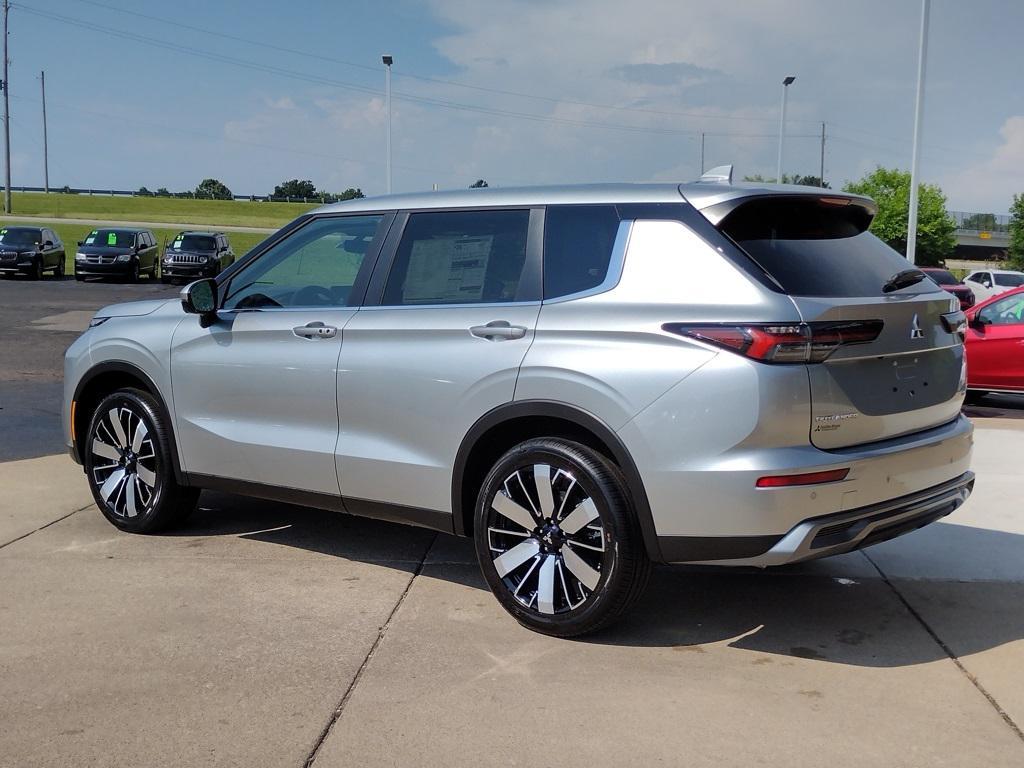 new 2025 Mitsubishi Outlander car, priced at $34,500