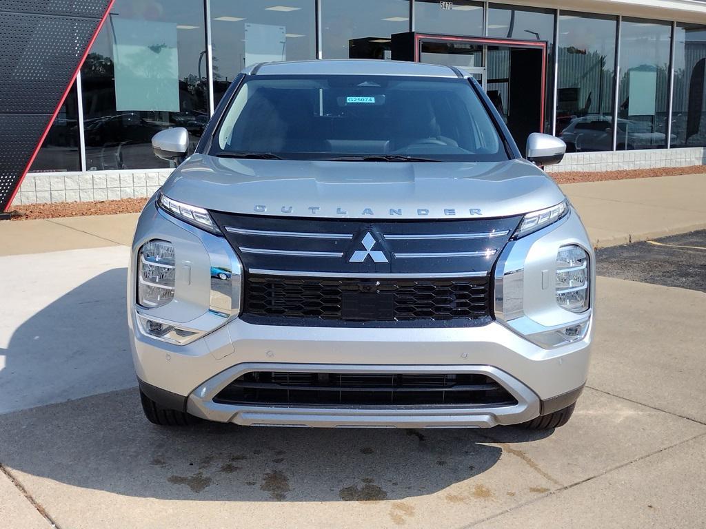 new 2025 Mitsubishi Outlander car, priced at $34,500