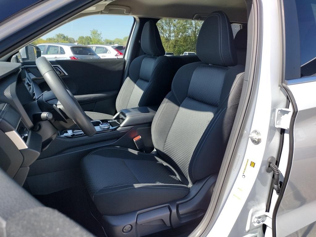 new 2025 Mitsubishi Outlander car, priced at $32,500