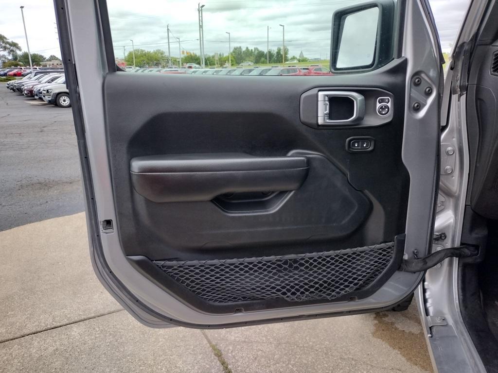 used 2020 Jeep Gladiator car, priced at $27,000