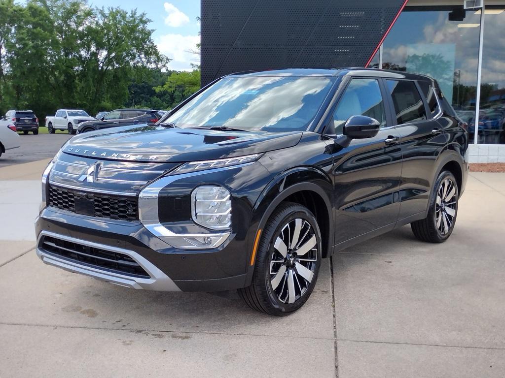 new 2025 Mitsubishi Outlander car, priced at $38,500