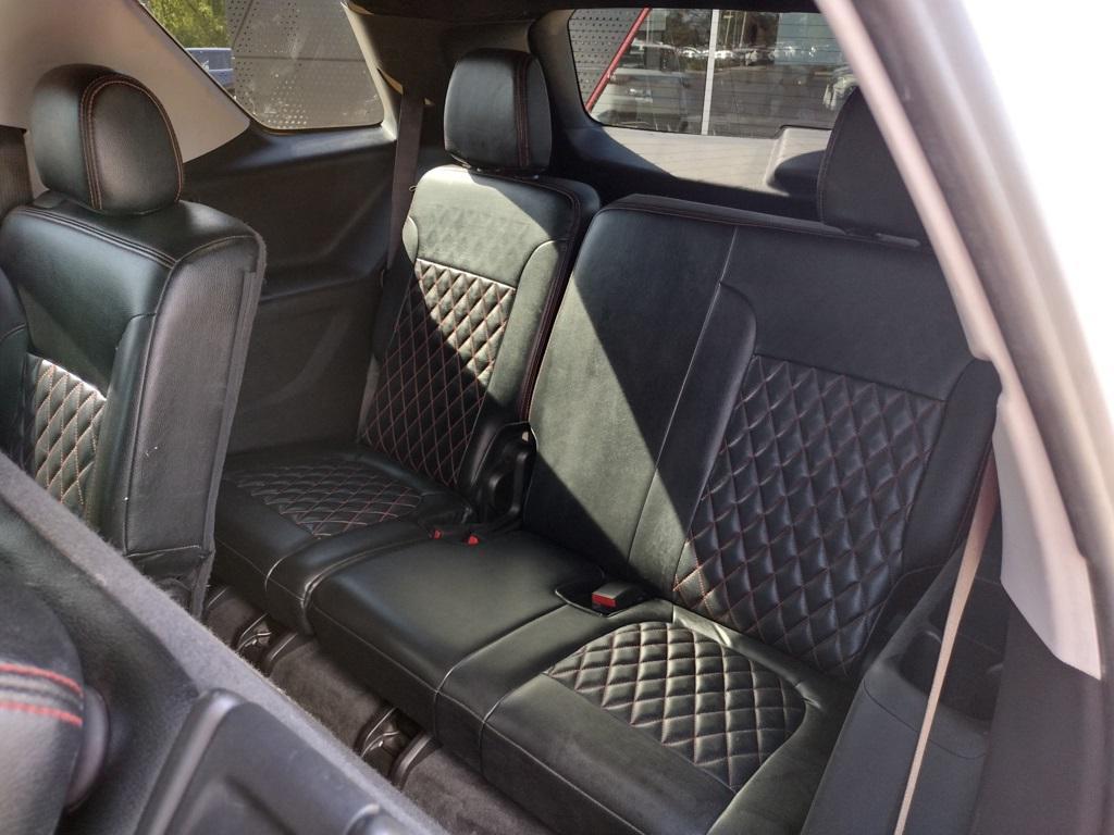 used 2020 Chevrolet Traverse car, priced at $16,500