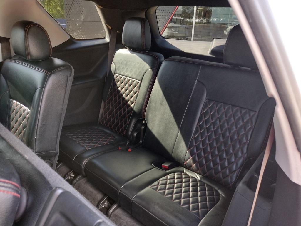 used 2020 Chevrolet Traverse car, priced at $16,500