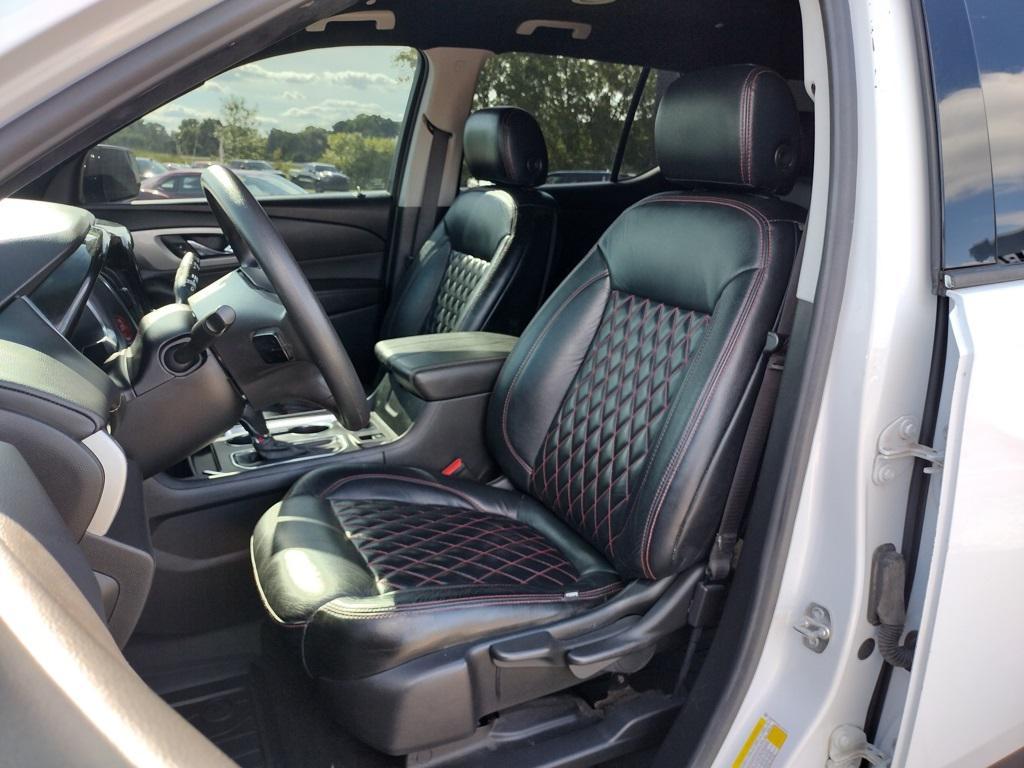 used 2020 Chevrolet Traverse car, priced at $16,500