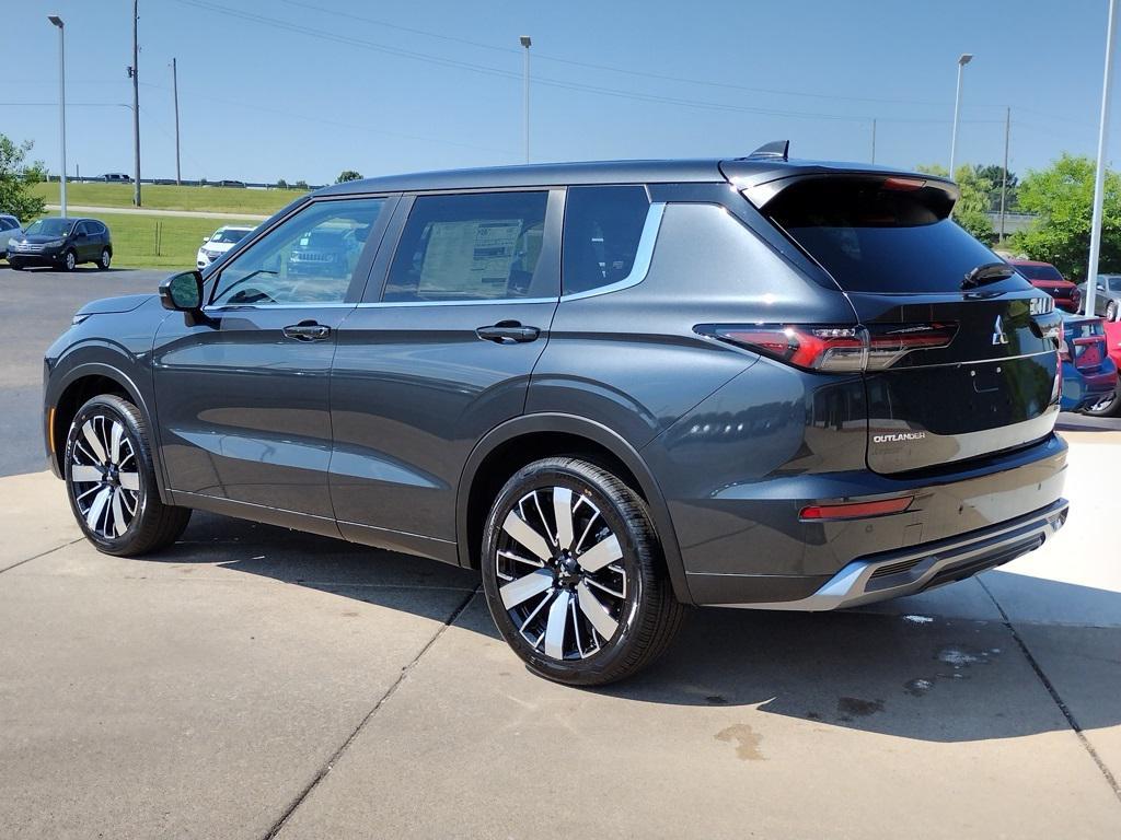 new 2025 Mitsubishi Outlander car, priced at $37,500
