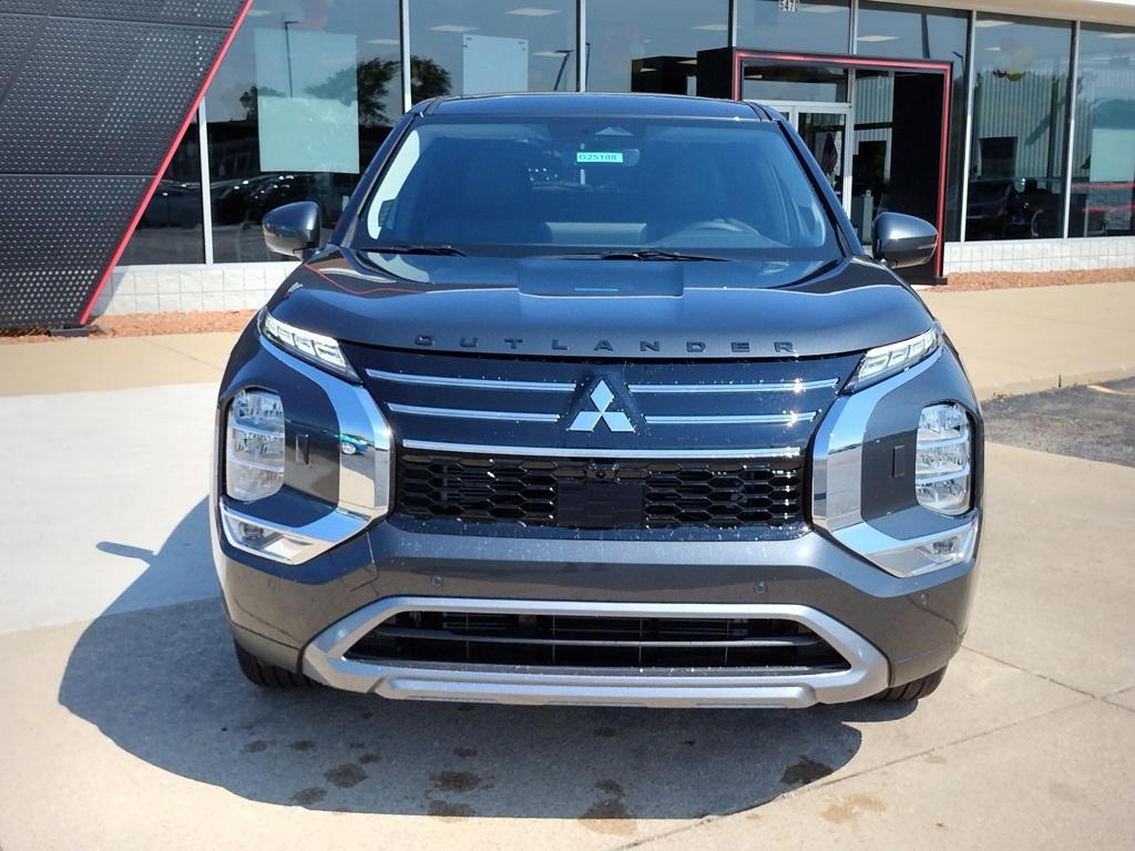 new 2025 Mitsubishi Outlander car, priced at $37,500