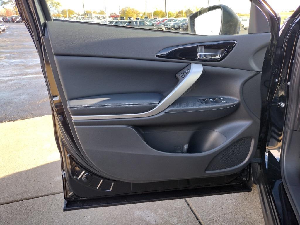 new 2026 Mitsubishi Eclipse Cross car, priced at $32,000