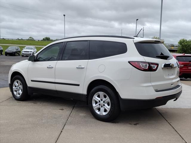 used 2015 Chevrolet Traverse car, priced at $10,000
