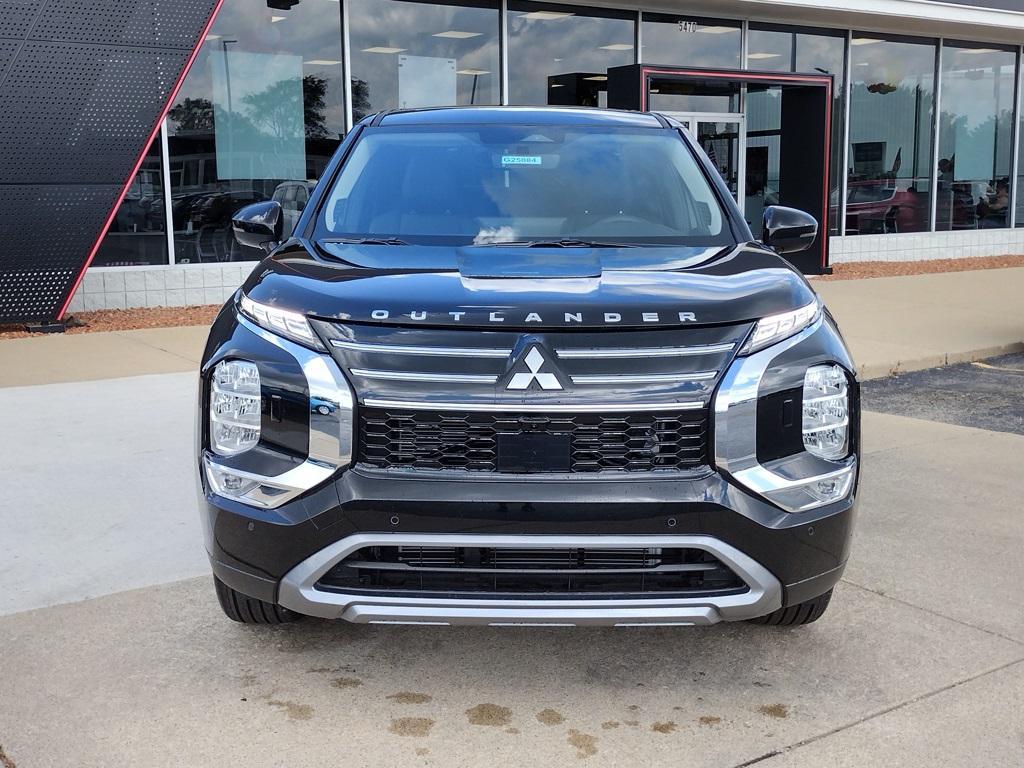 new 2025 Mitsubishi Outlander car, priced at $37,500