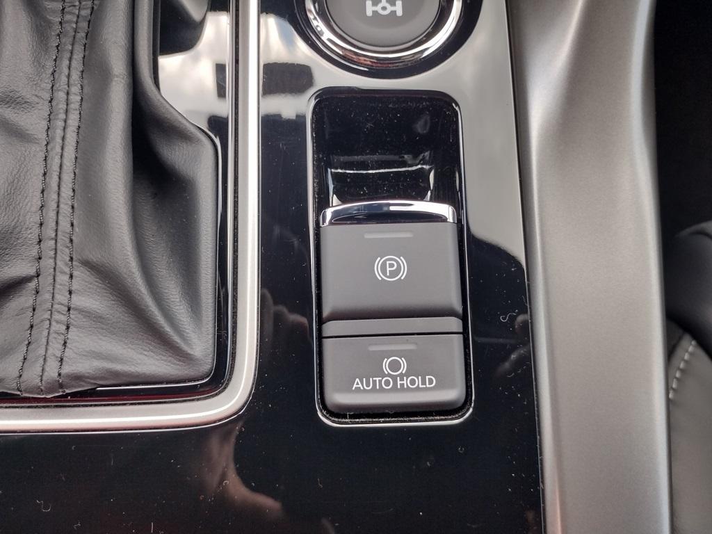 new 2025 Mitsubishi Eclipse Cross car, priced at $31,500