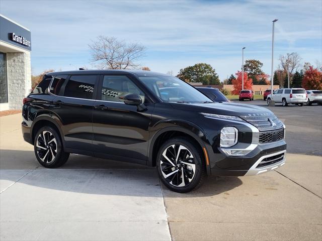 new 2024 Mitsubishi Outlander car, priced at $36,015