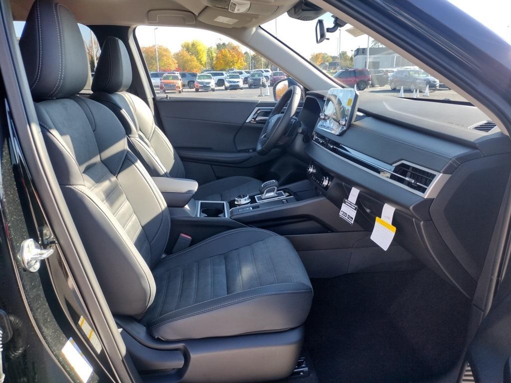 new 2025 Mitsubishi Outlander PHEV car, priced at $44,000