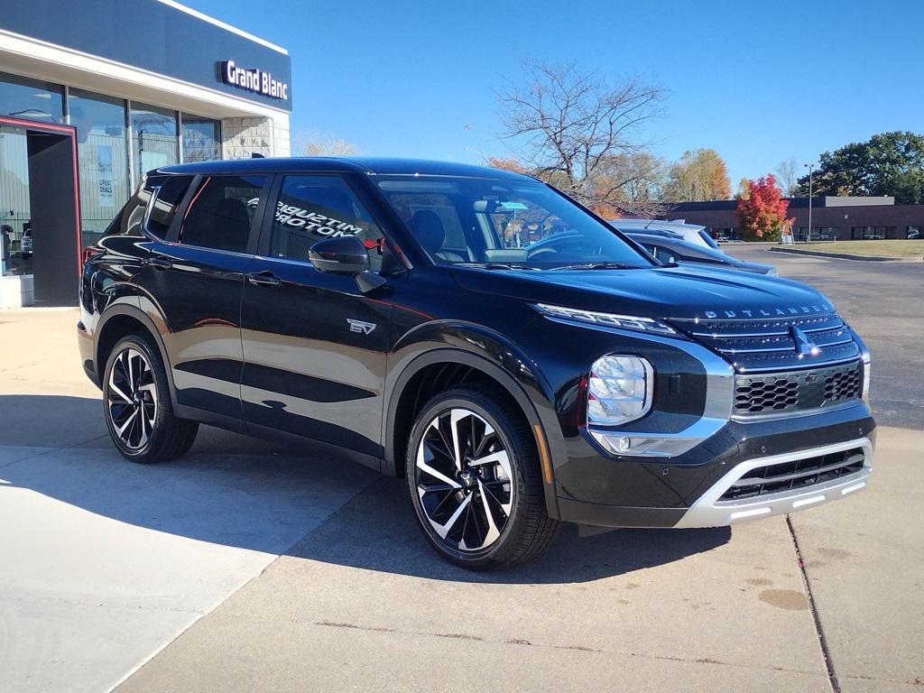 new 2025 Mitsubishi Outlander PHEV car, priced at $44,000