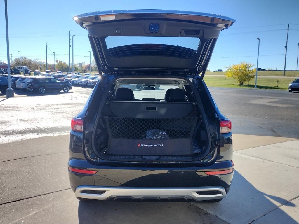 new 2025 Mitsubishi Outlander PHEV car, priced at $44,000